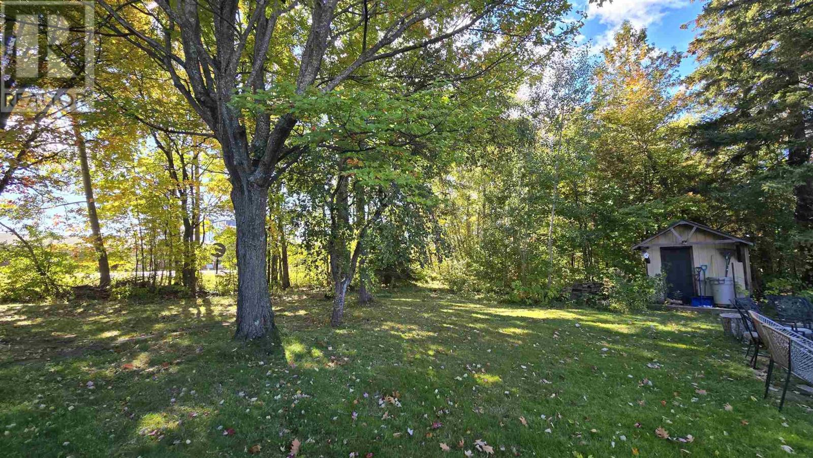 251 & 259 Great Northern Rd Property Photo 28