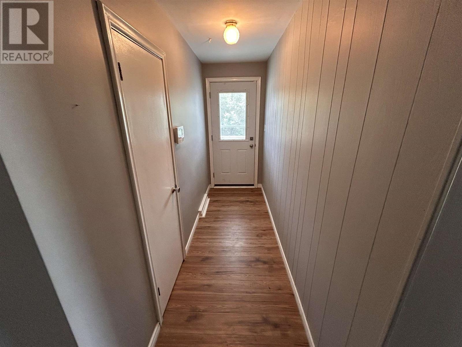 504 Mcnabb St Property Photo 4