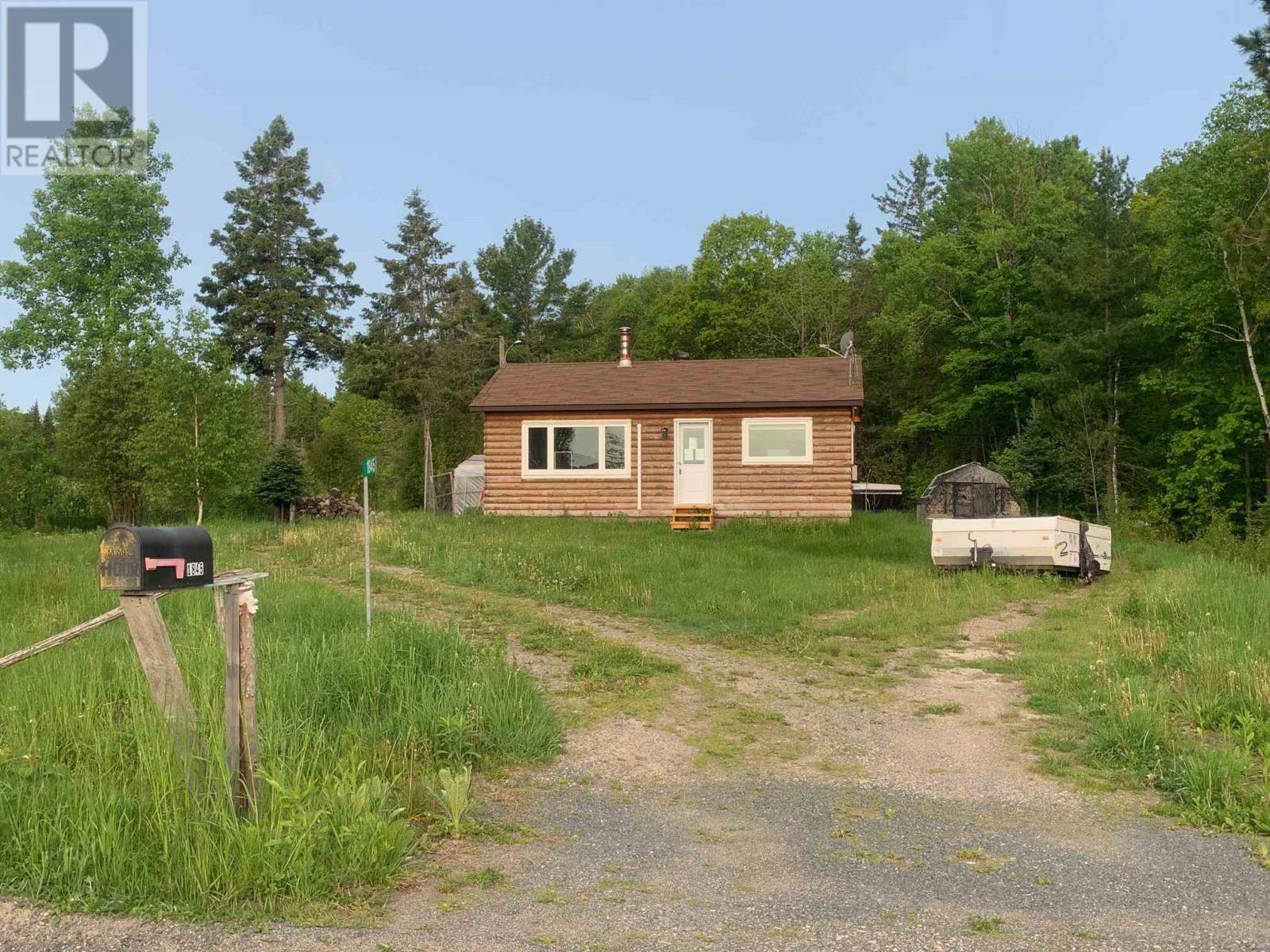 1845 Centre Line RD
