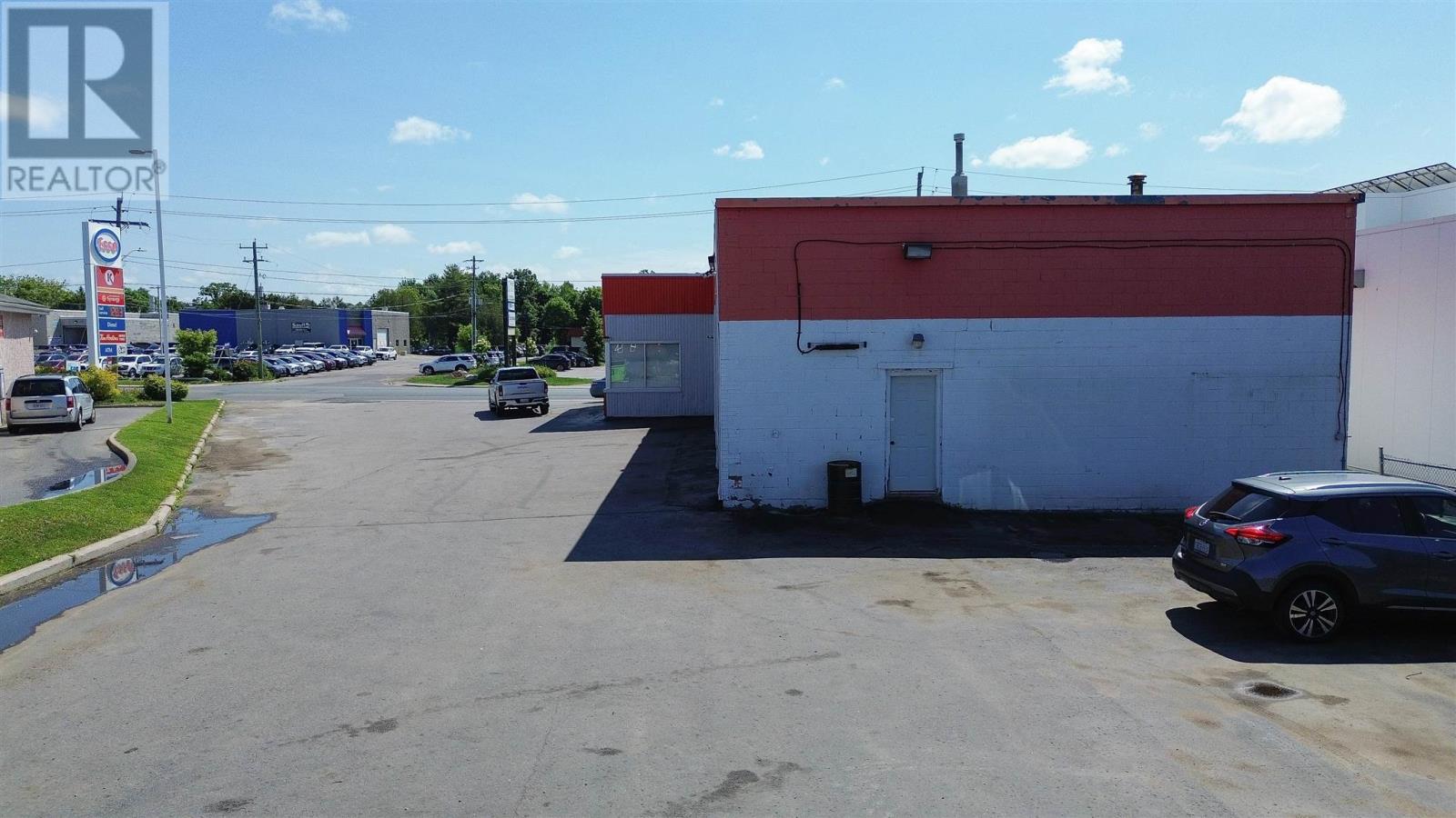 431 Pim St Property Photo 13