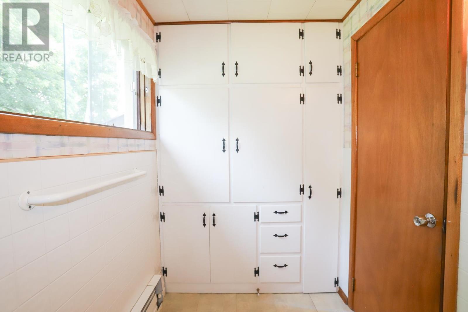 2704 A Line Rd Property Photo 18