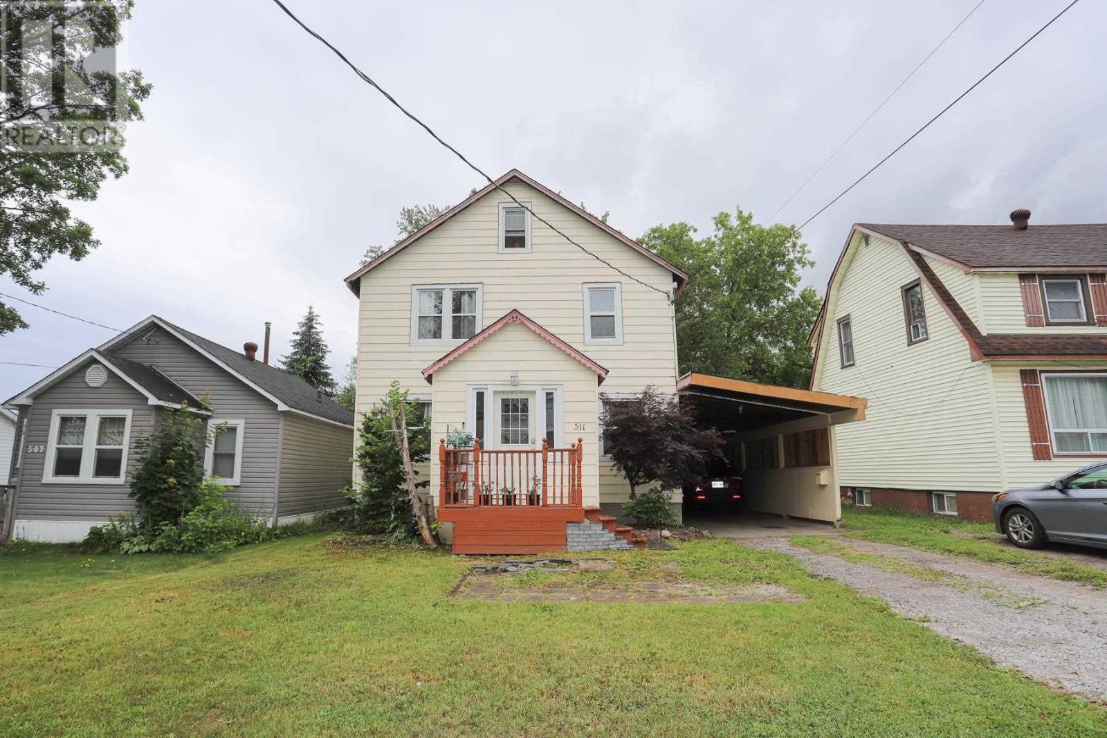 511 Morin St Property Photo