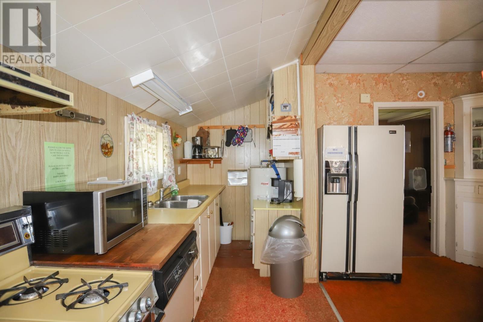 3020 Bowker St Property Photo 49
