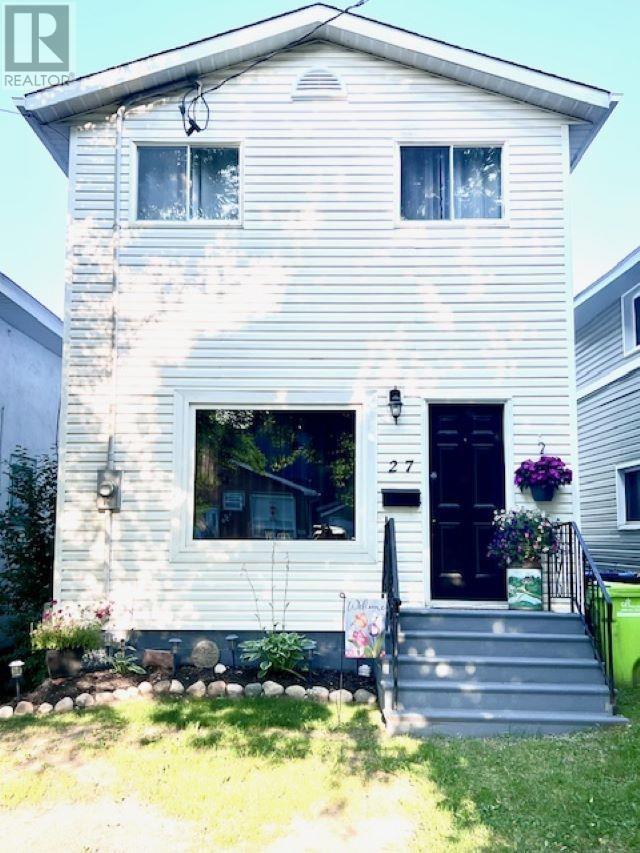 27 Chestnut ST Property Photo 1