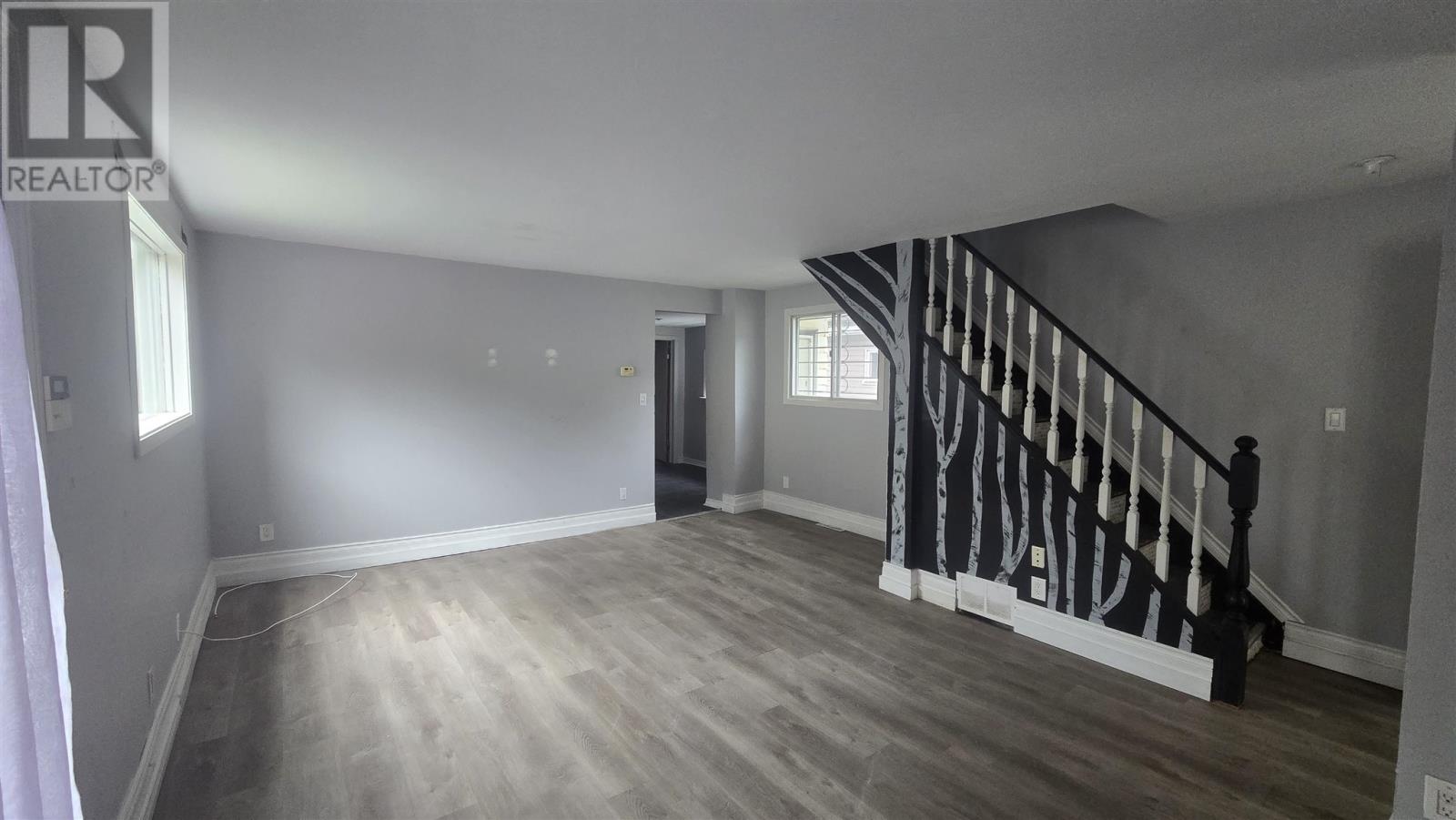 412 Northland Rd Property Photo 6