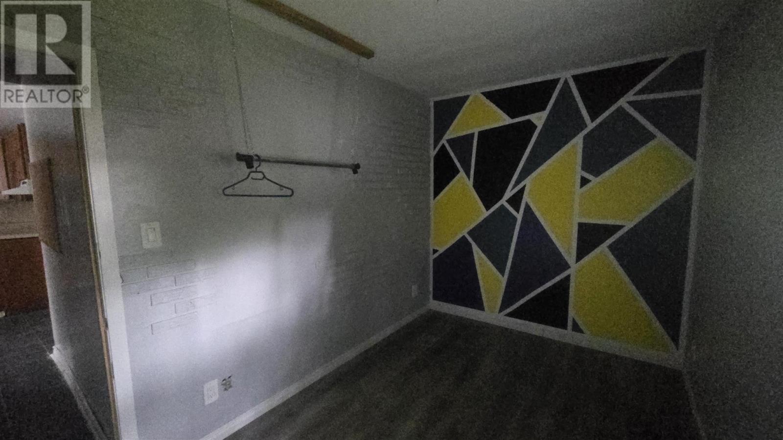 412 Northland Rd Property Photo 13