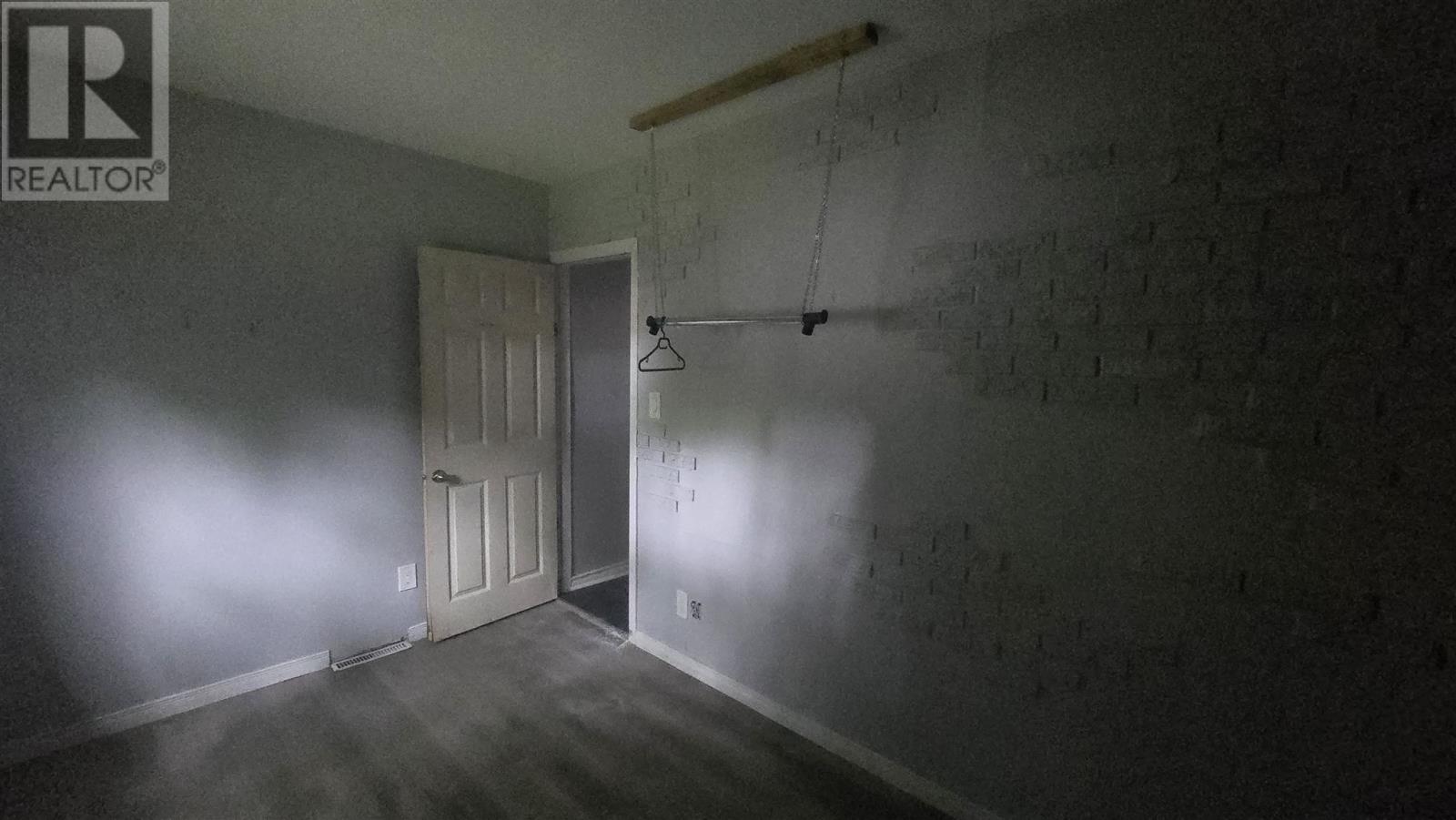 412 Northland Rd Property Photo 14