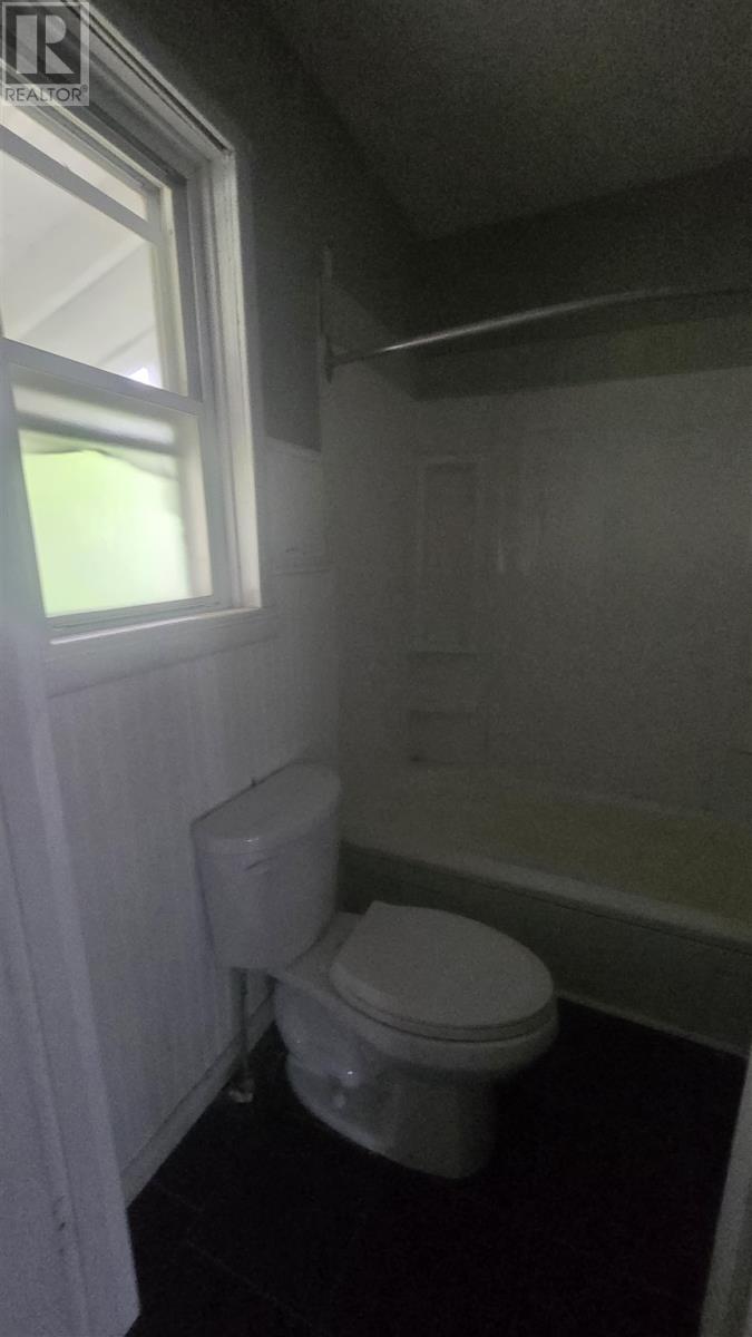 412 Northland Rd Property Photo 16