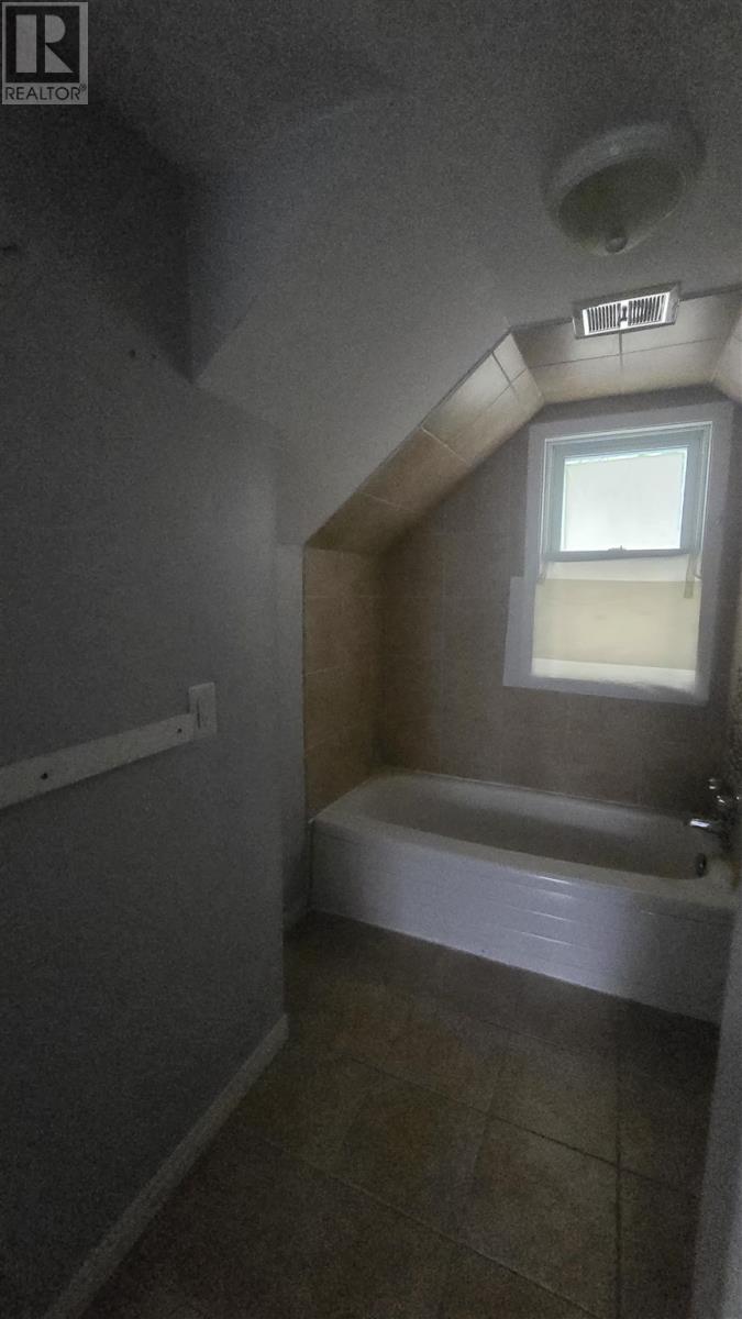 412 Northland Rd Property Photo 24