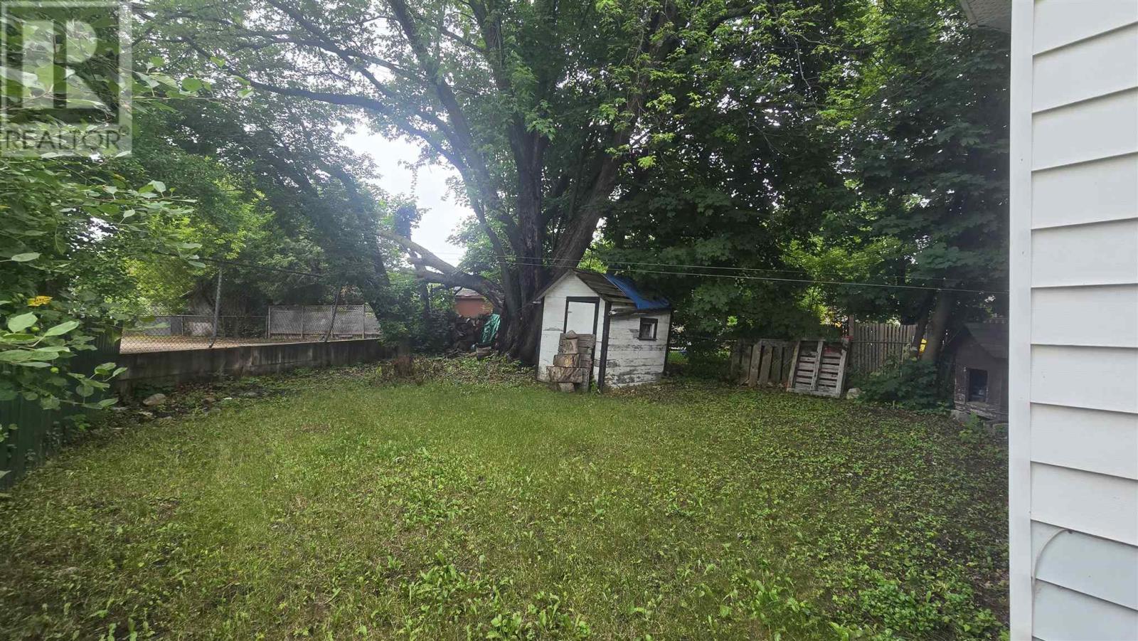 412 Northland Rd Property Photo 29