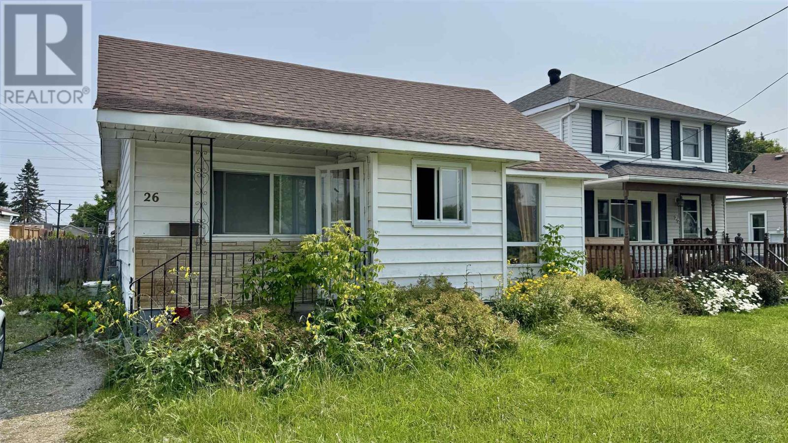 26 Cameron AVE Property Photo 1