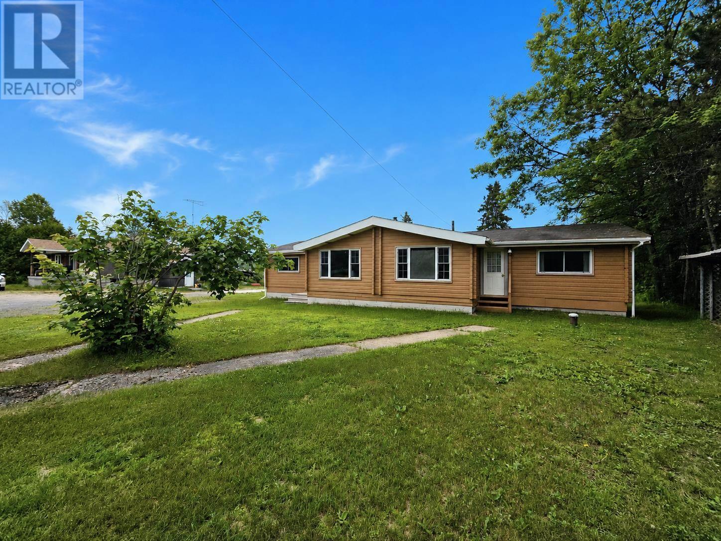 4576 Highway 17 Property Photo 1