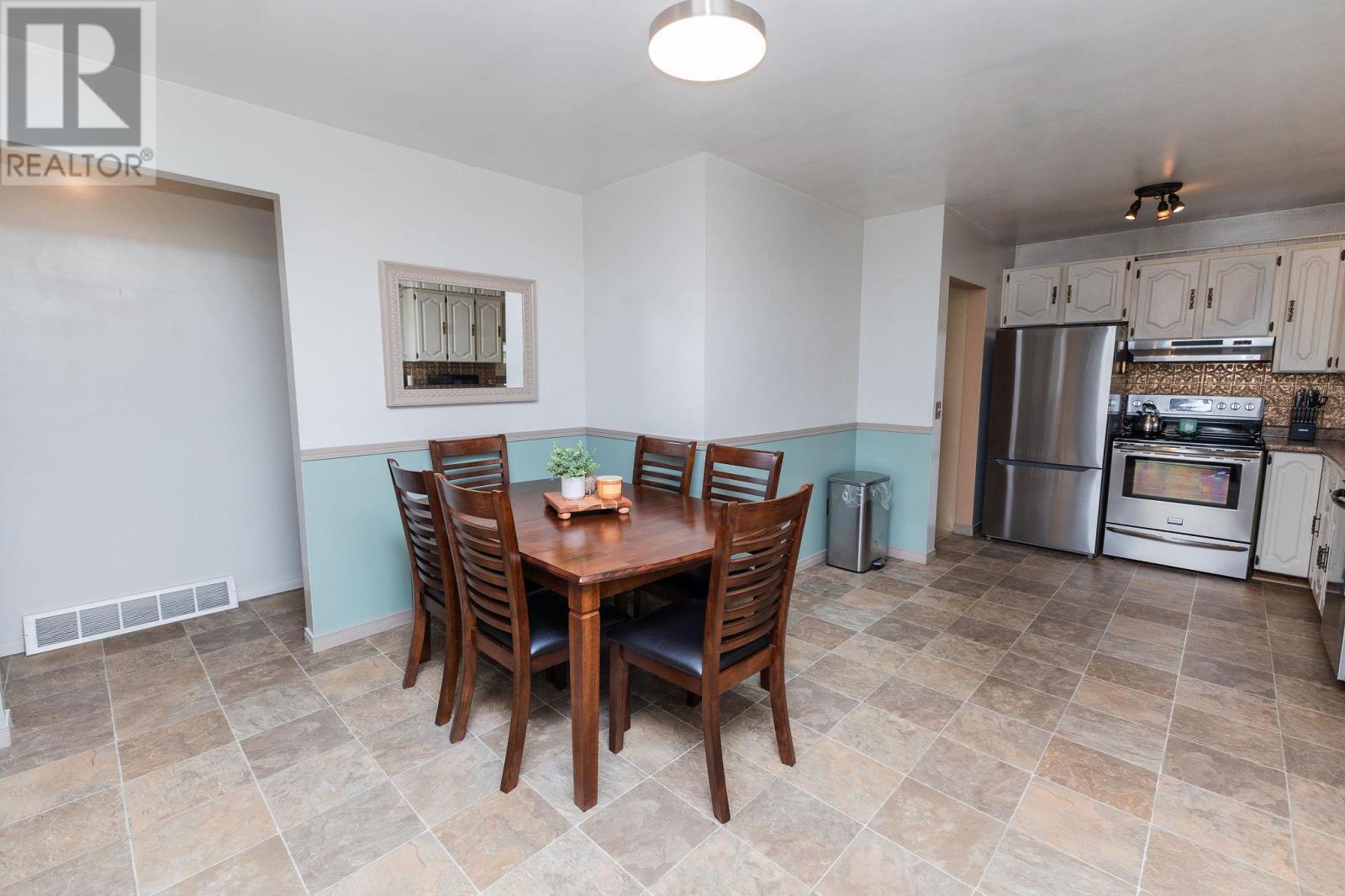 617 Boundary Rd Property Photo 9