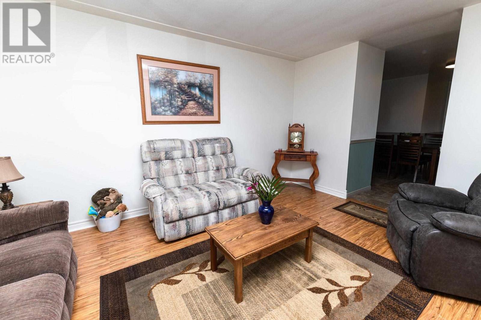 617 Boundary Rd Property Photo 11