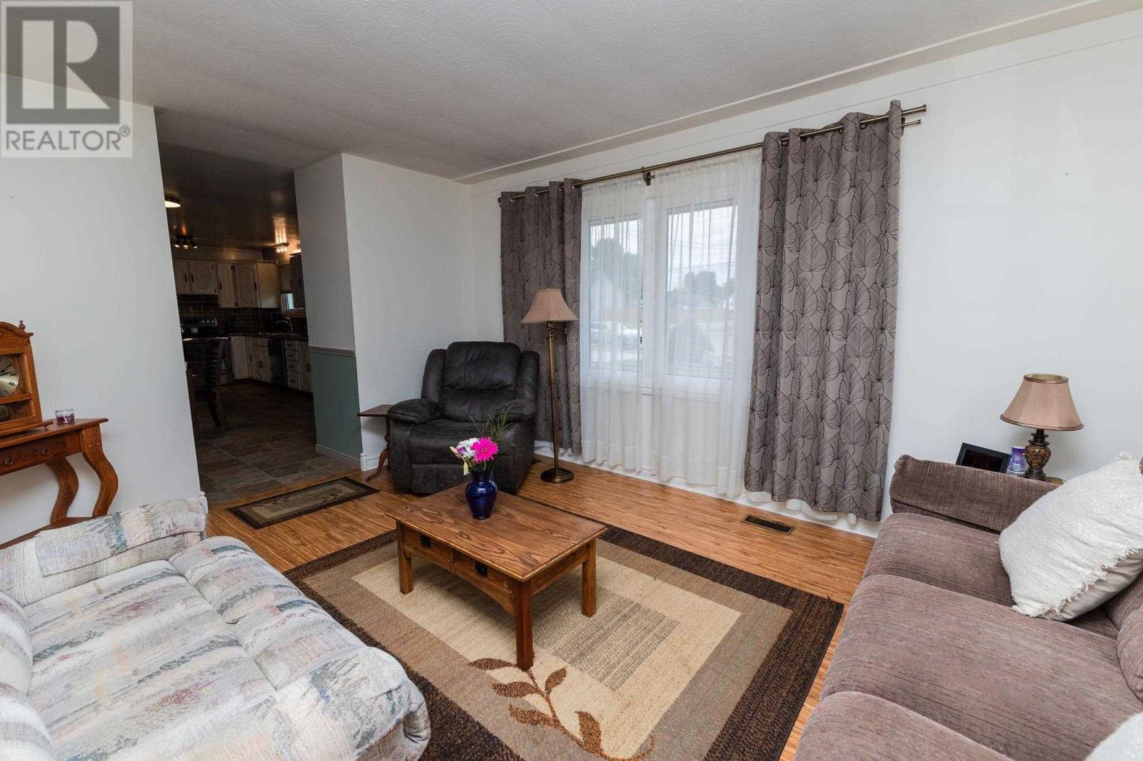 617 Boundary Rd Property Photo 12