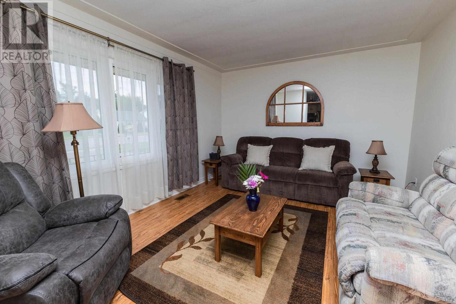 617 Boundary Rd Property Photo 13