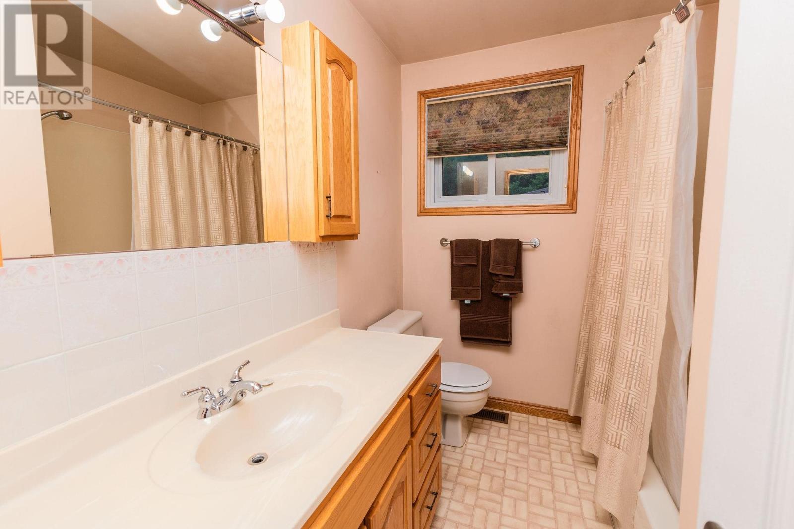 617 Boundary Rd Property Photo 23