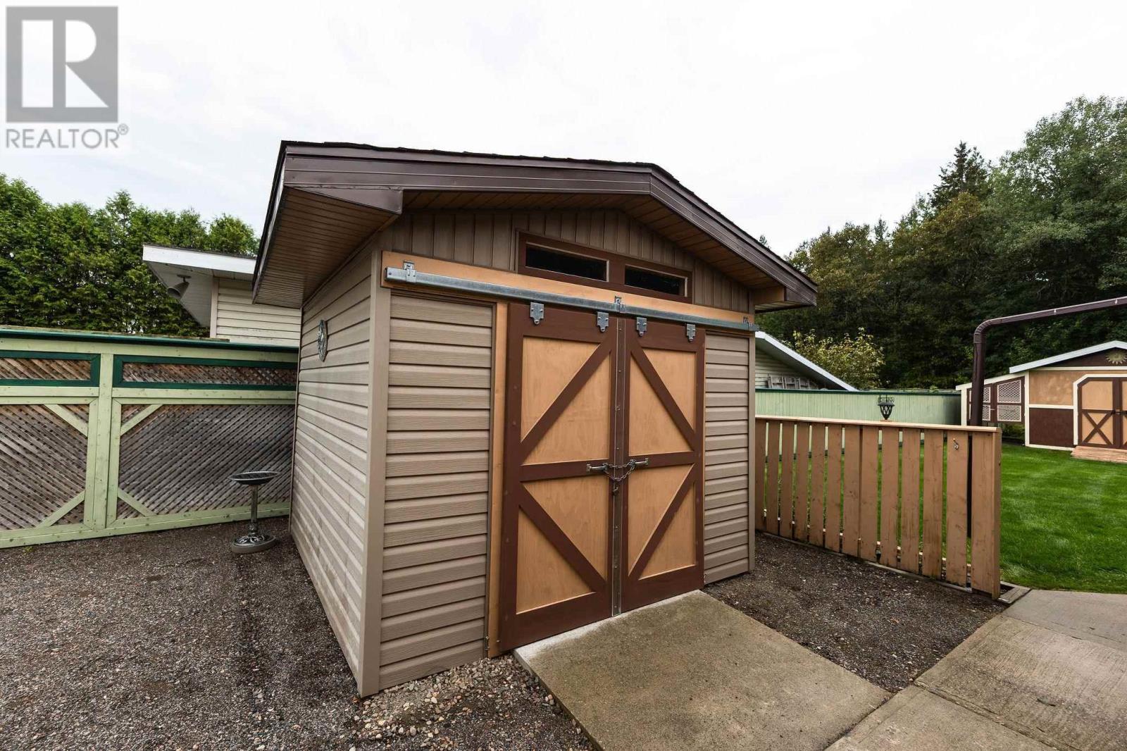 617 Boundary Rd Property Photo 37