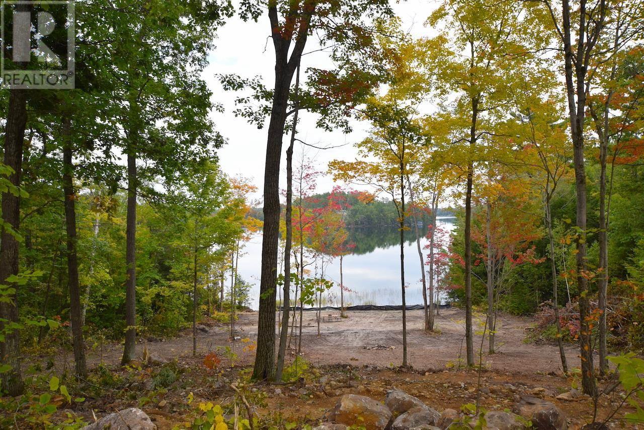 1261 Poleline Rd Property Photo 9