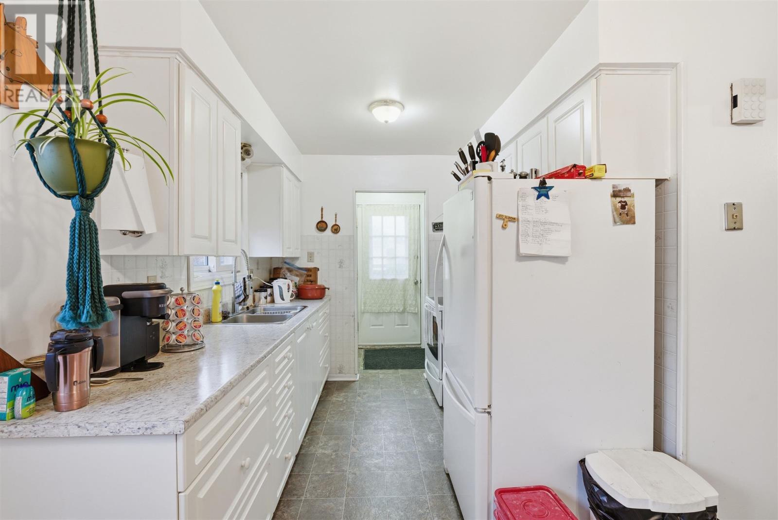 29 Laurier Rd Property Photo 3