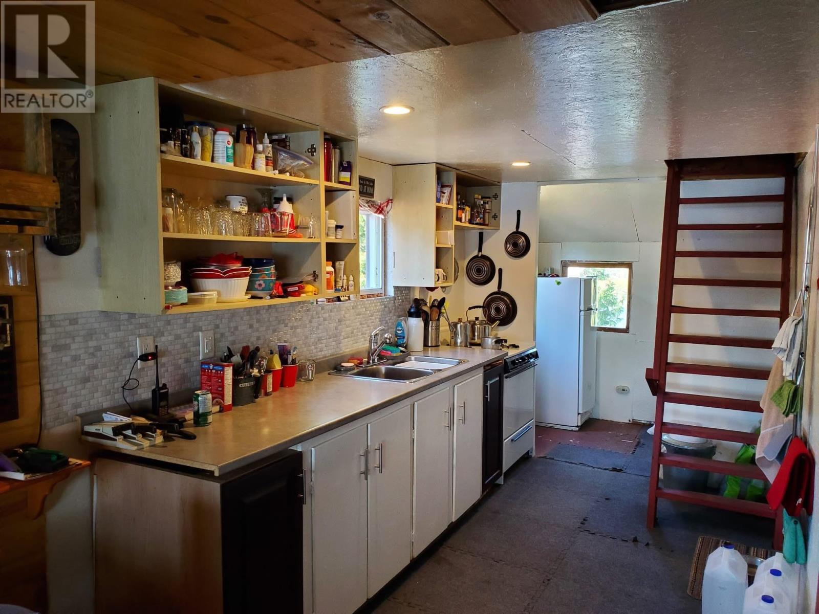 Miron Lease Spruce Lake Property Photo 11