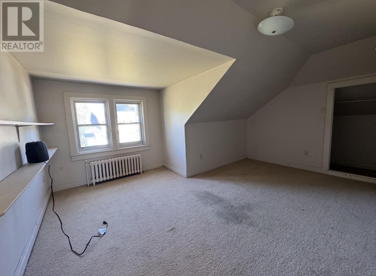 22 Low Ave Property Photo 14