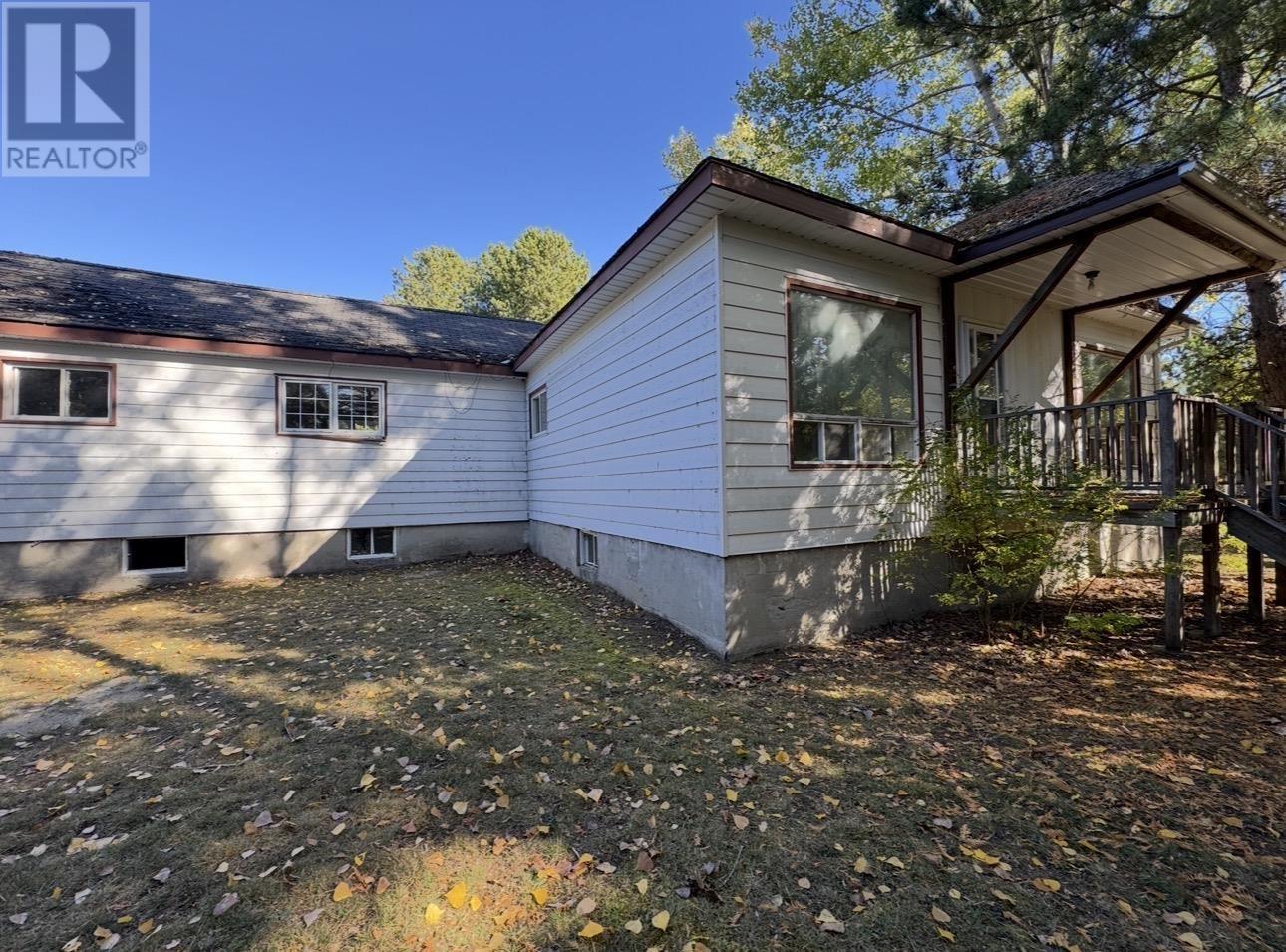 19 Low Ave Property Photo 1