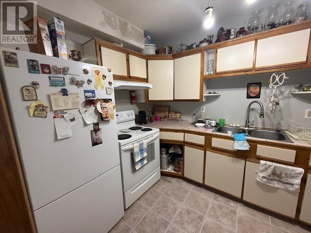257 John St Property Photo 4