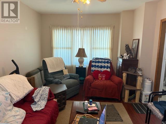 257 John St Property Photo 6