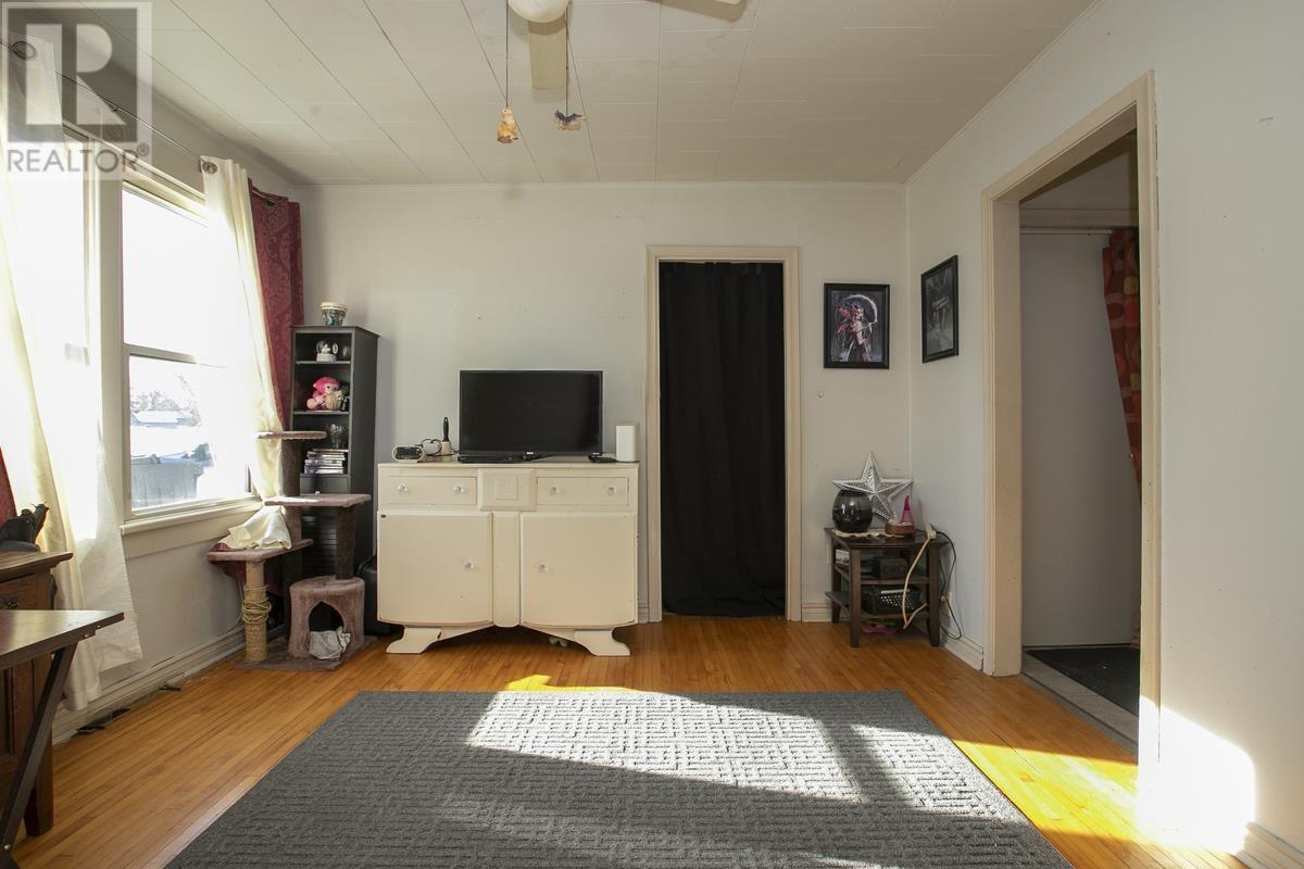 133 Bellevue Ave Property Photo 9