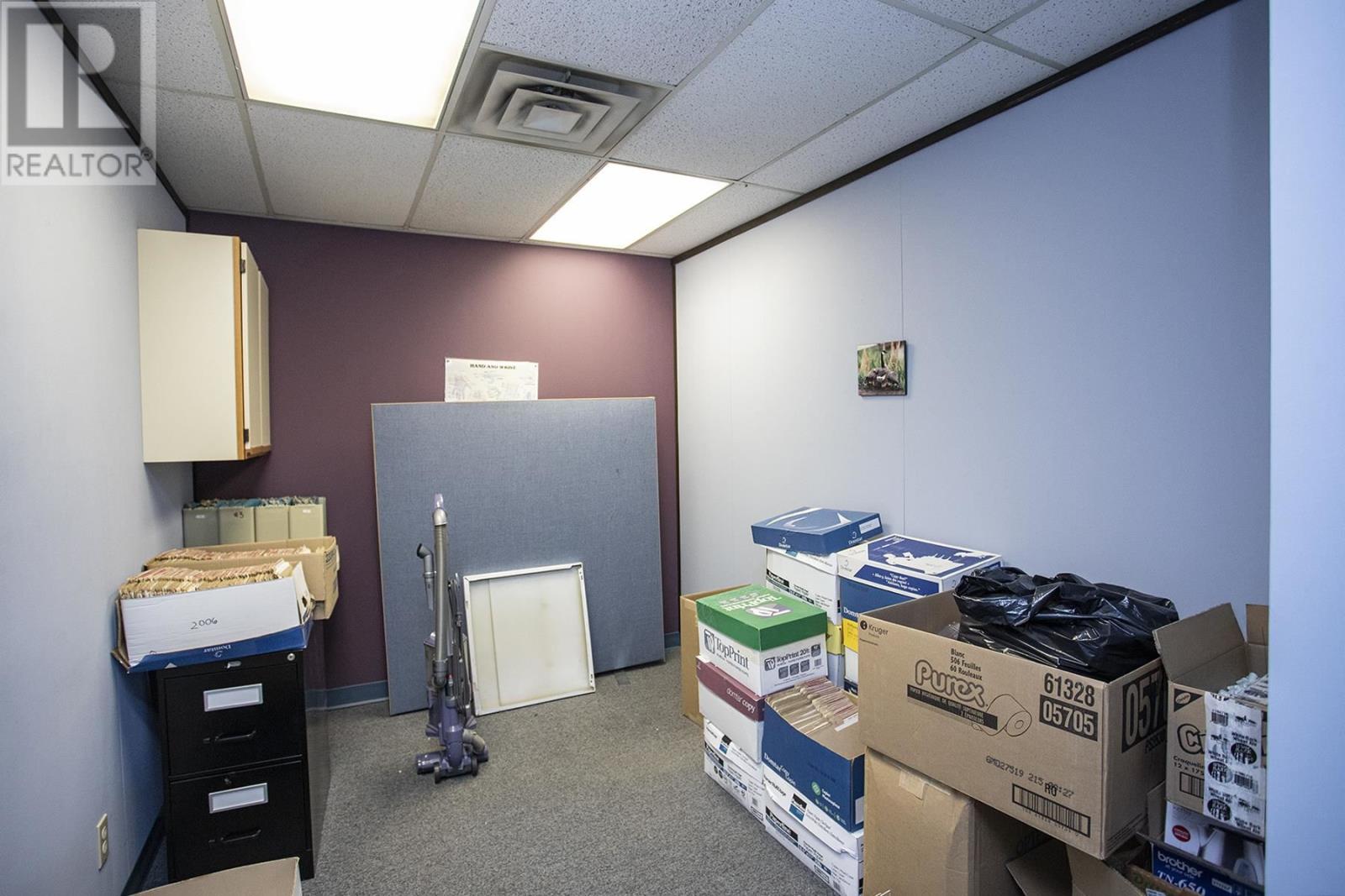 477 Queen St E Property Photo 23