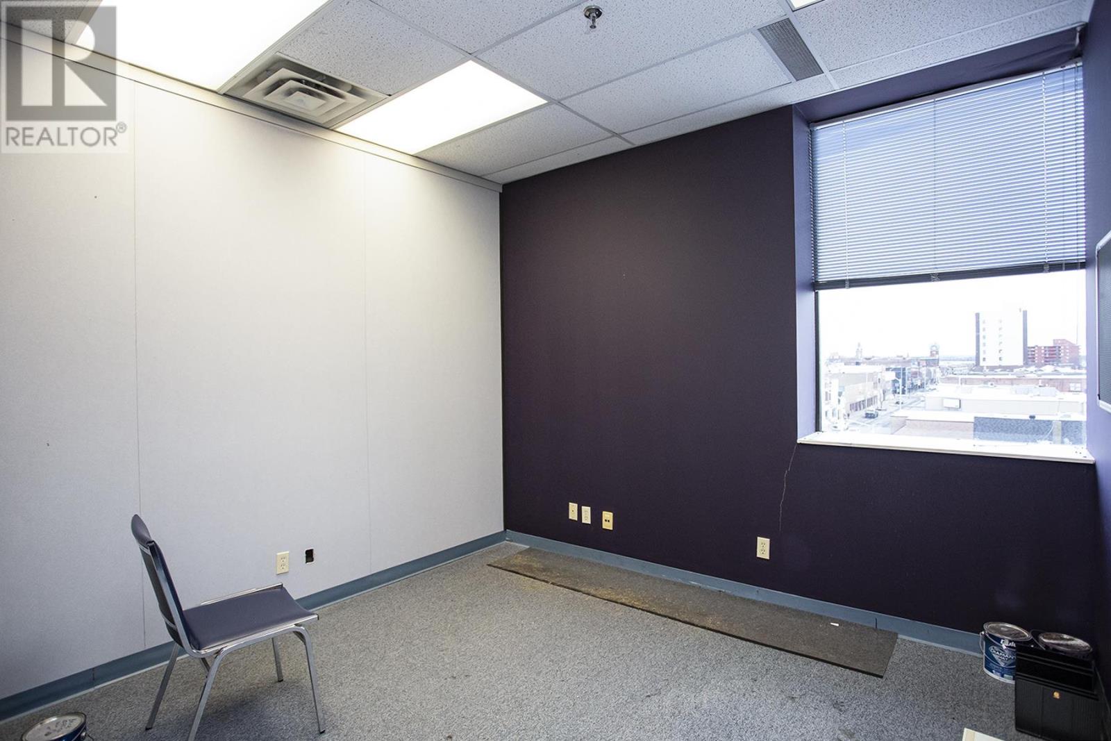 477 Queen St E Property Photo 25