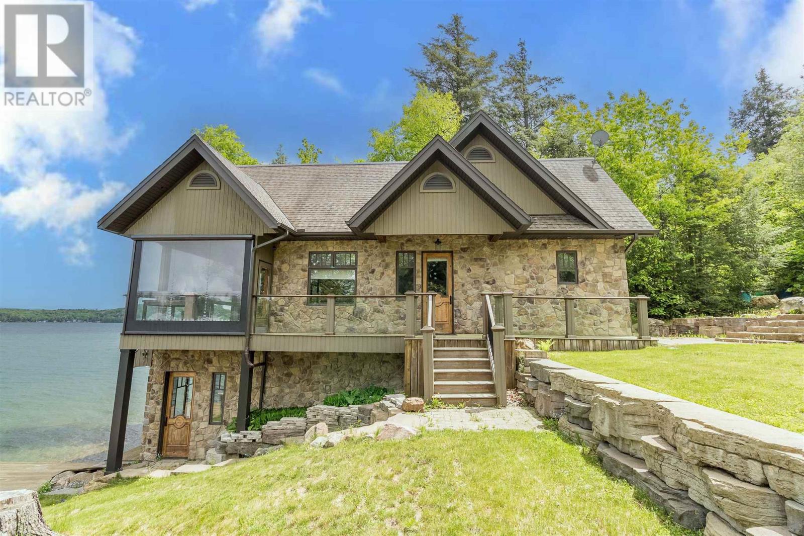 400 Mccarrel Lake Rd Property Photo 1