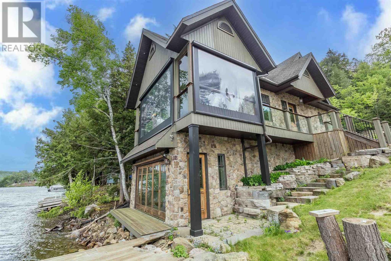 400 Mccarrel Lake Rd Property Photo 2