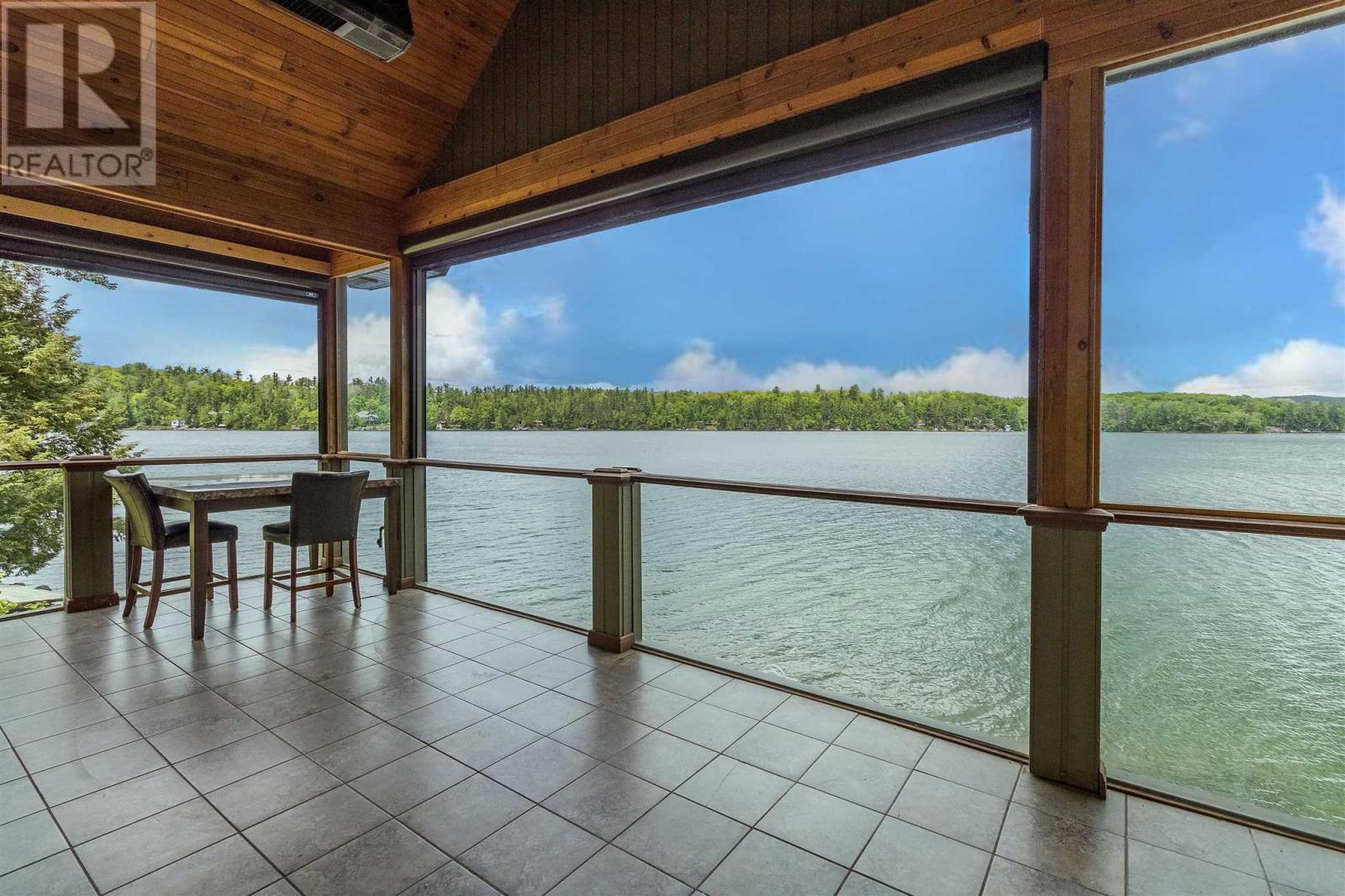 400 Mccarrel Lake Rd Property Photo 4