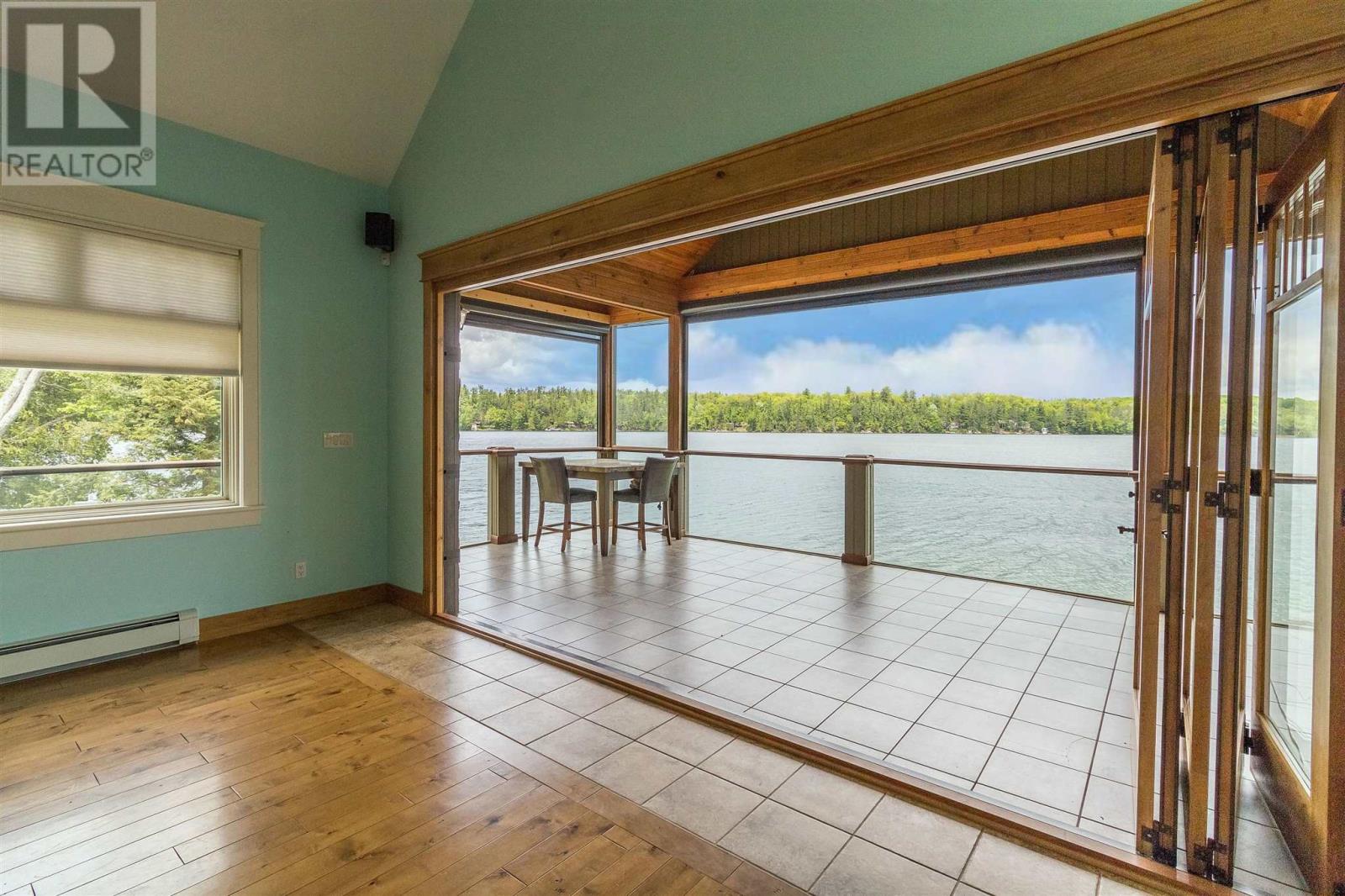 400 Mccarrel Lake Rd Property Photo 6