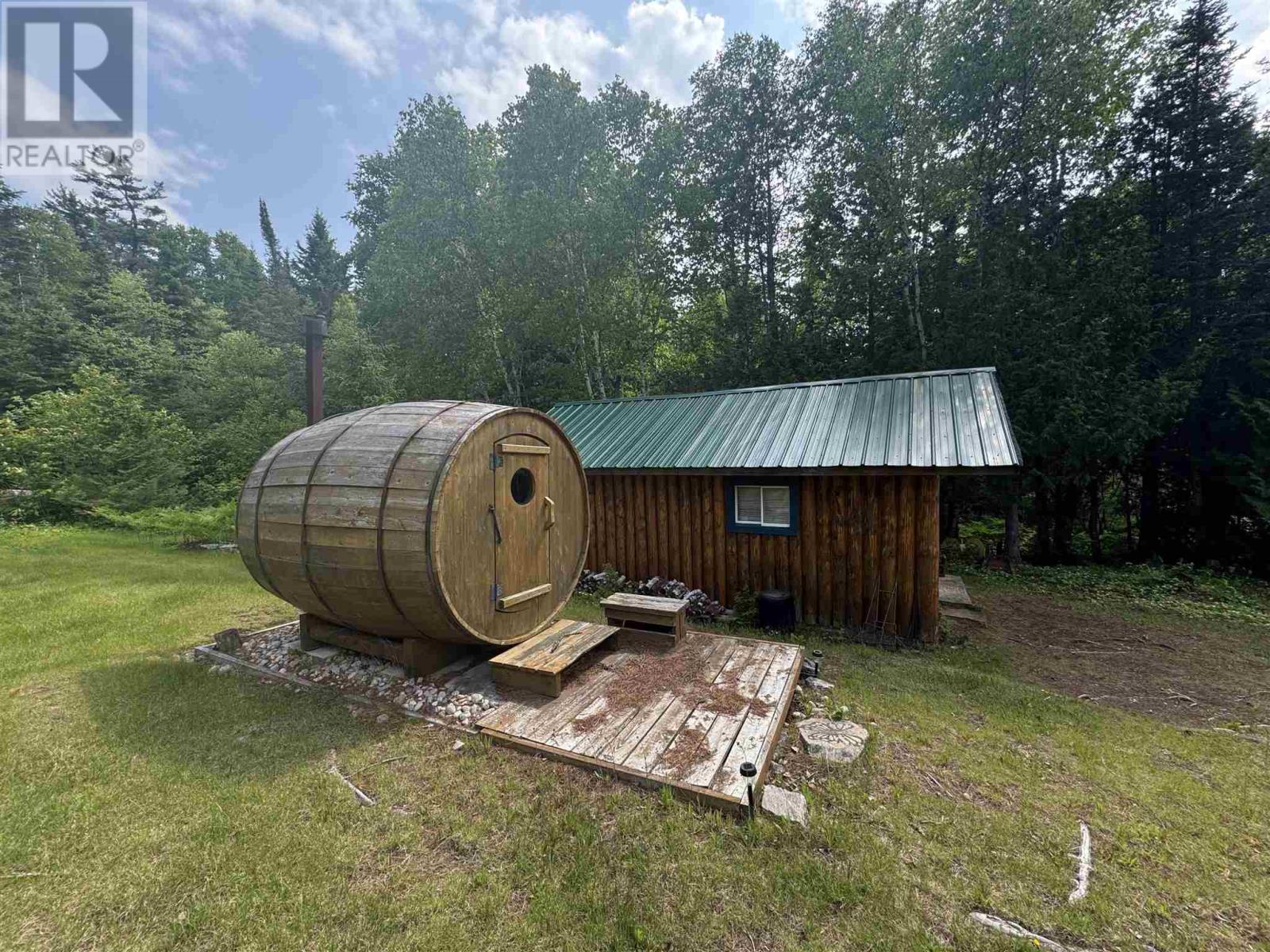 Neb 059 Anjigami Lake Property Photo 4