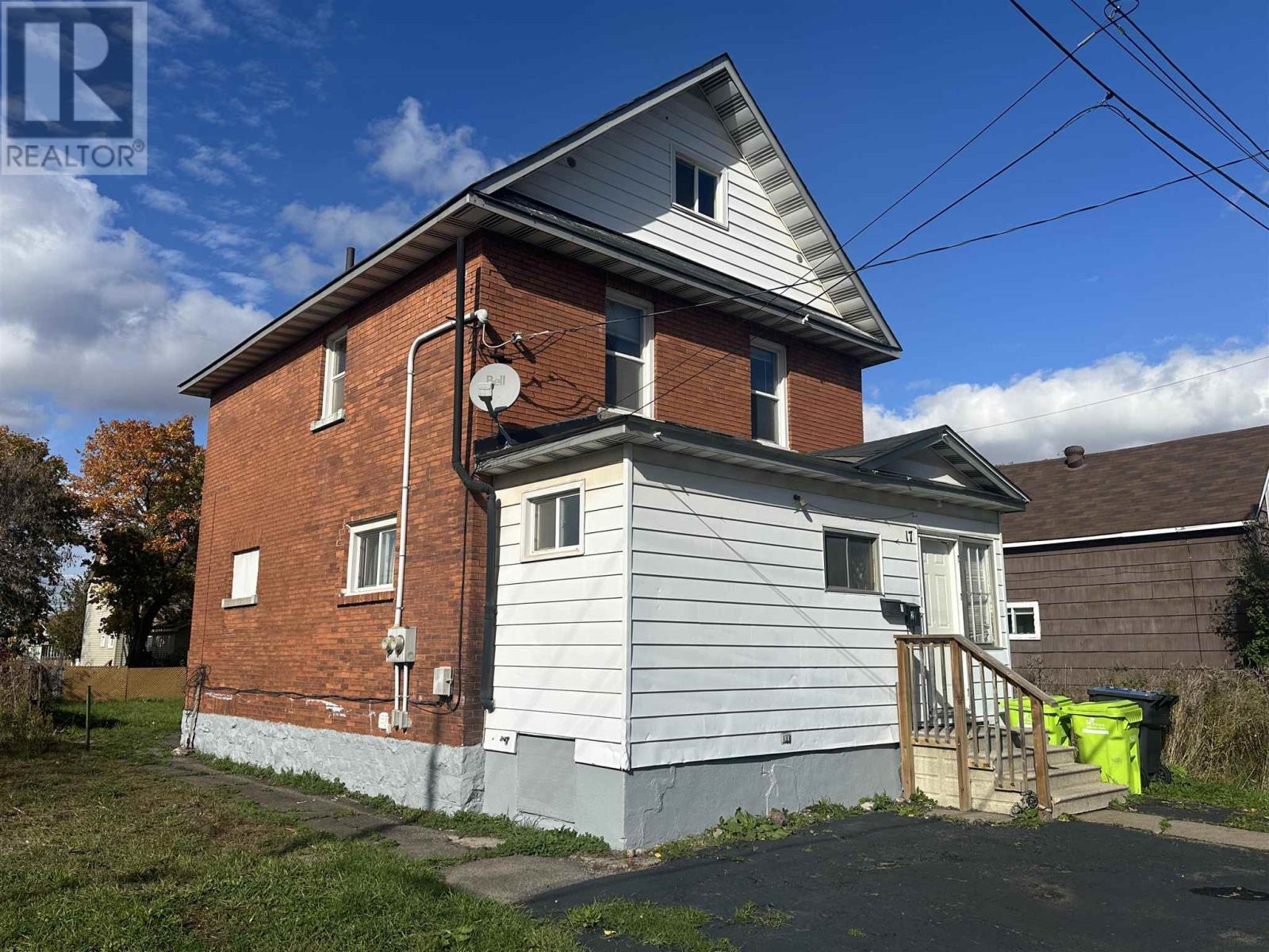 17 Abbott St Property Photo 2