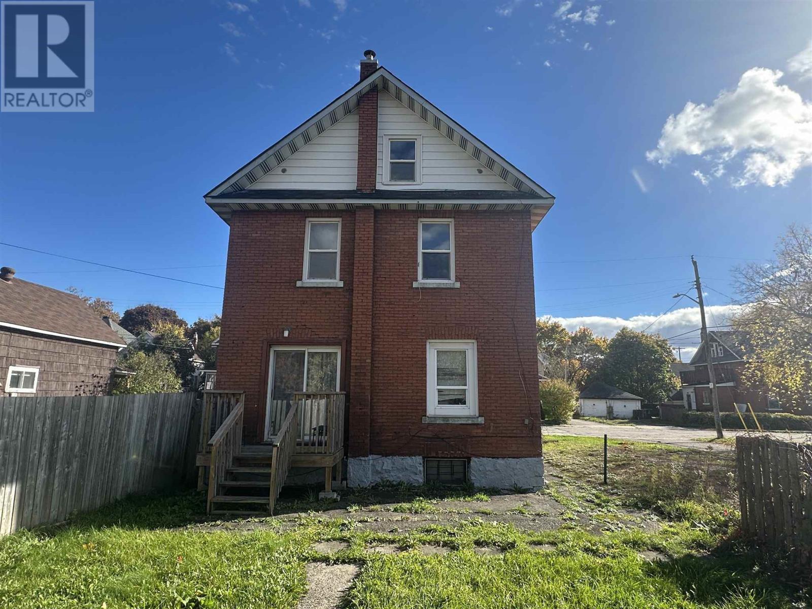 17 Abbott St Property Photo 3