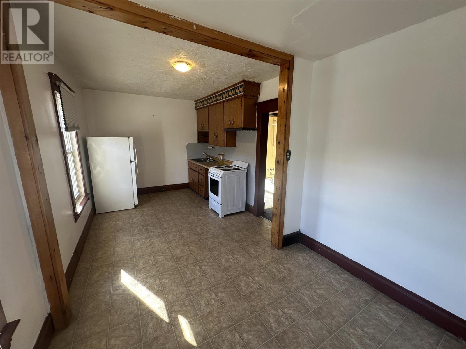 17 Abbott St Property Photo 11
