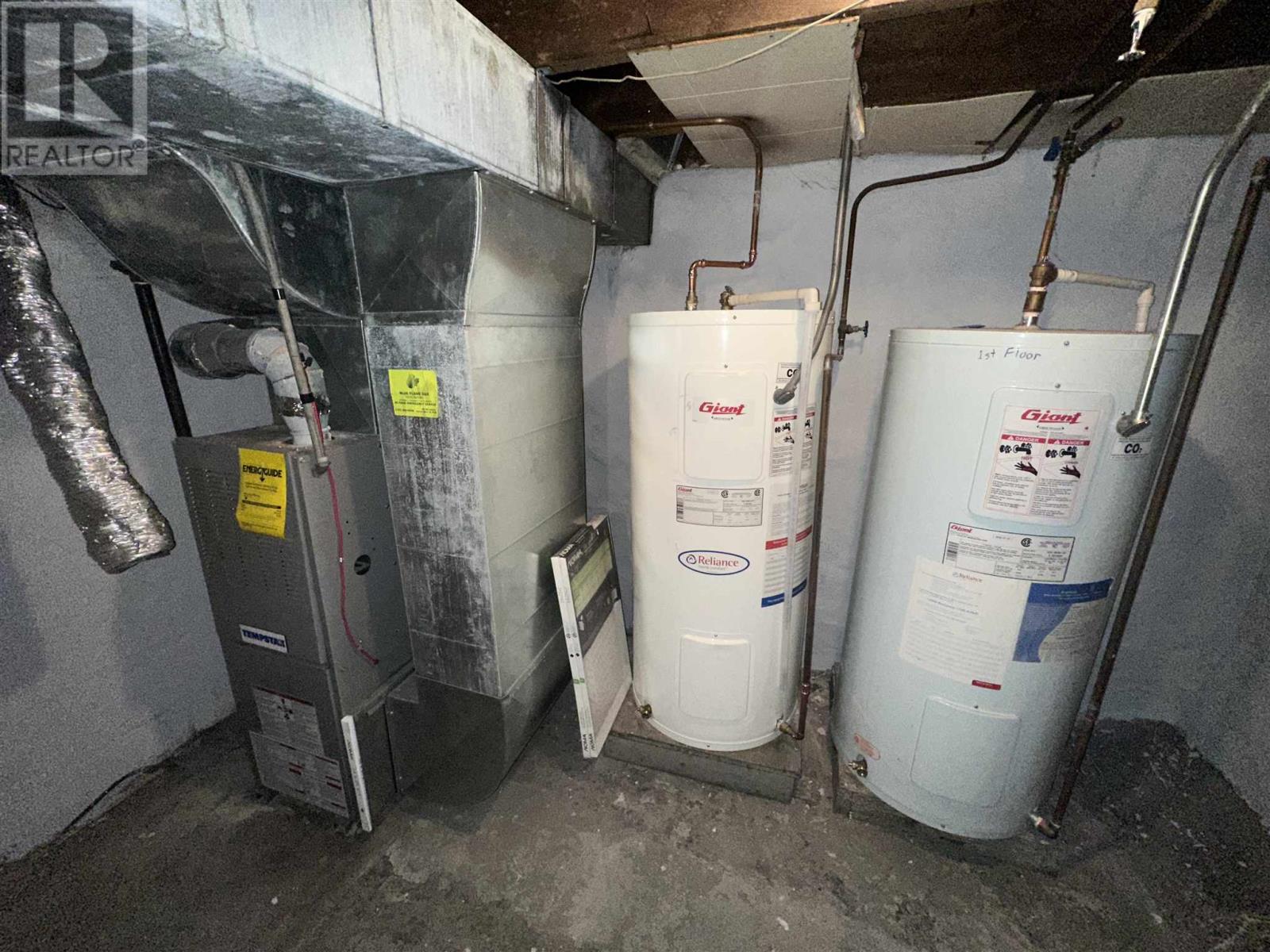 17 Abbott St Property Photo 21