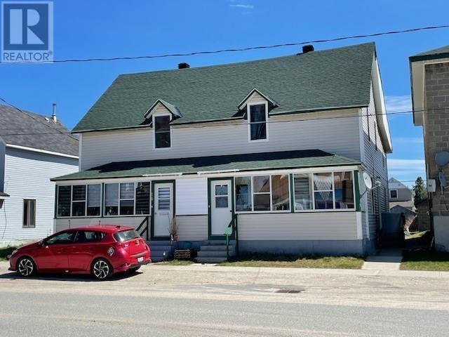 14-16 Lansdowne ST N Property Photo 1