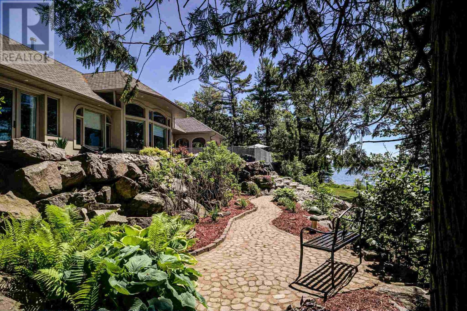 1472 Highway 538 Property Photo 9