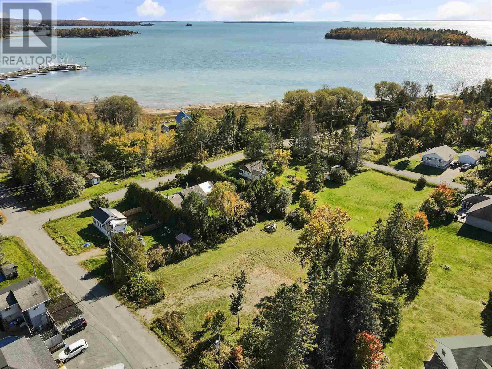 7 Atlantic St Property Photo 1