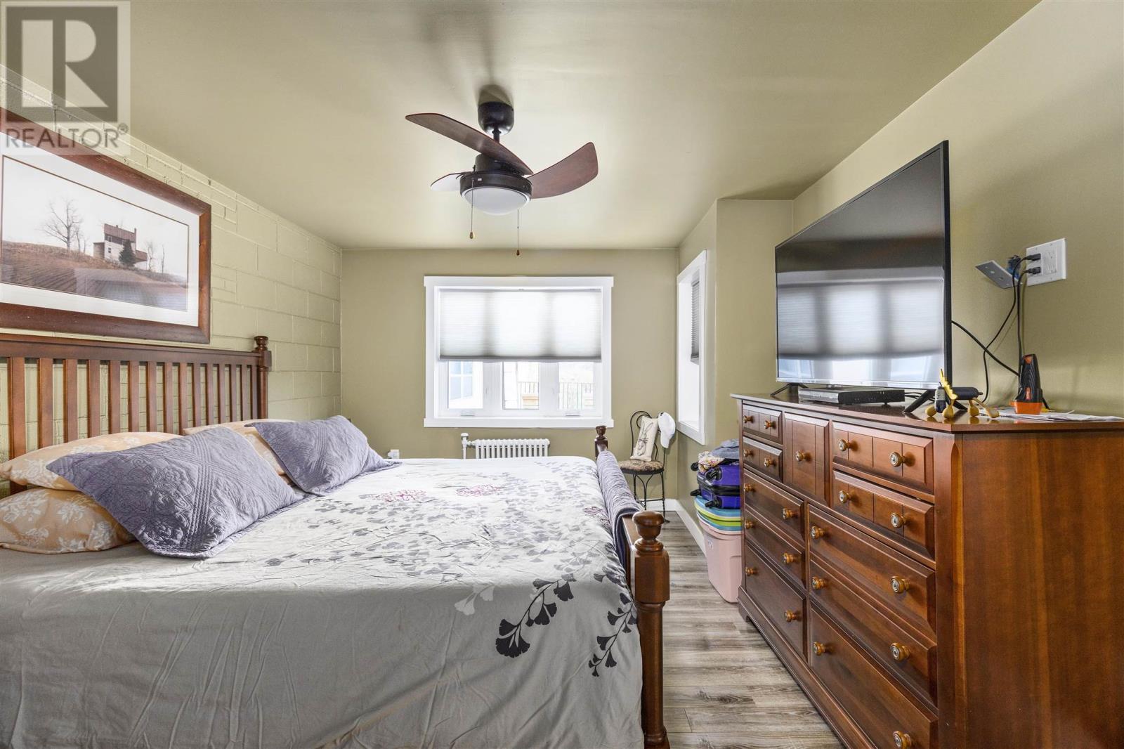 7 Woodward Ave Property Photo 18