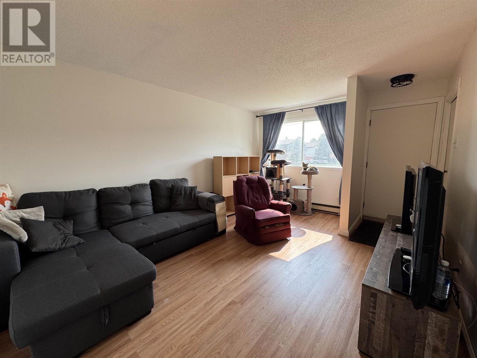 38 Richard St Property Photo 4