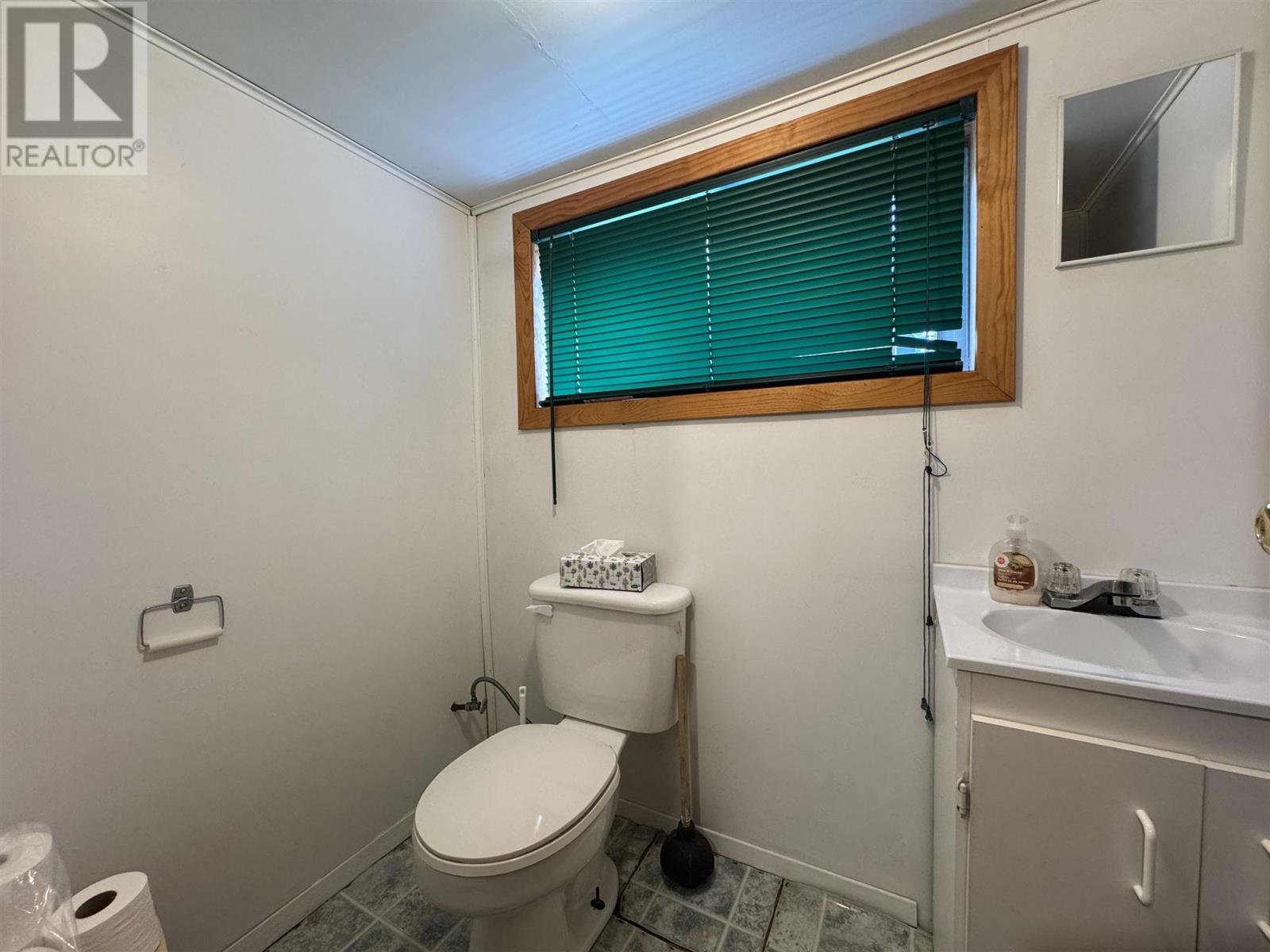 38 Richard St Property Photo 12