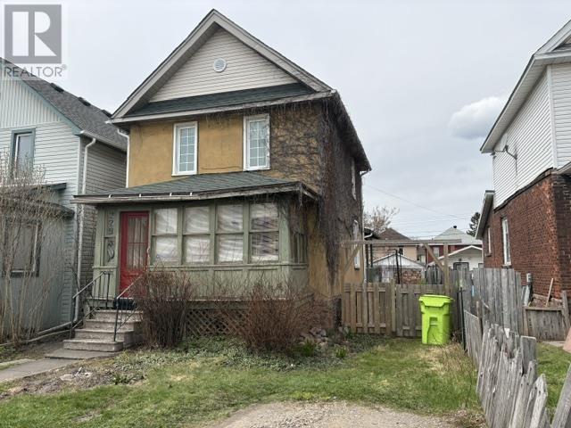229 Gloucester ST Property Photo 1