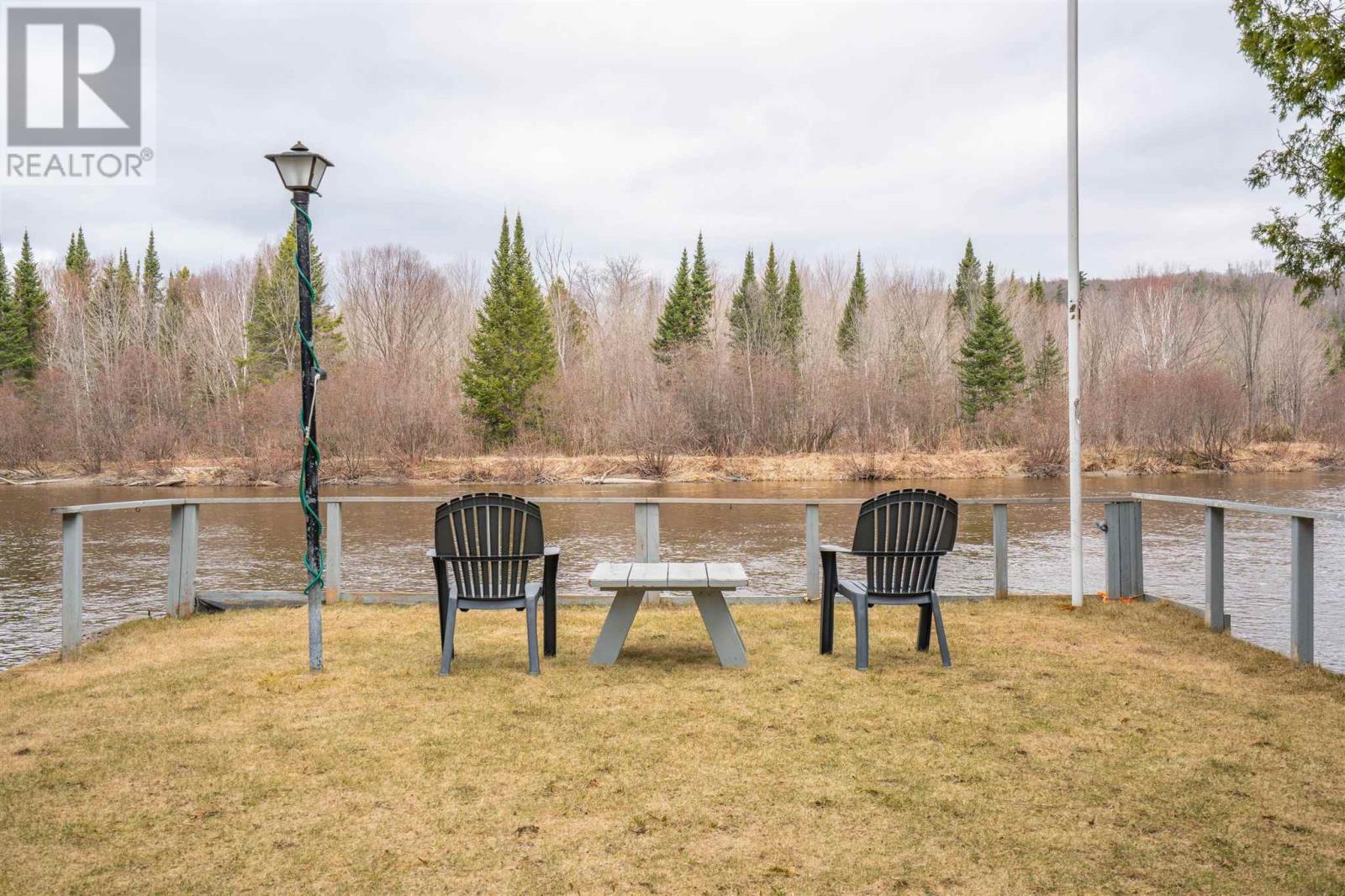 98 Whispering Pines Rd Property Photo 36