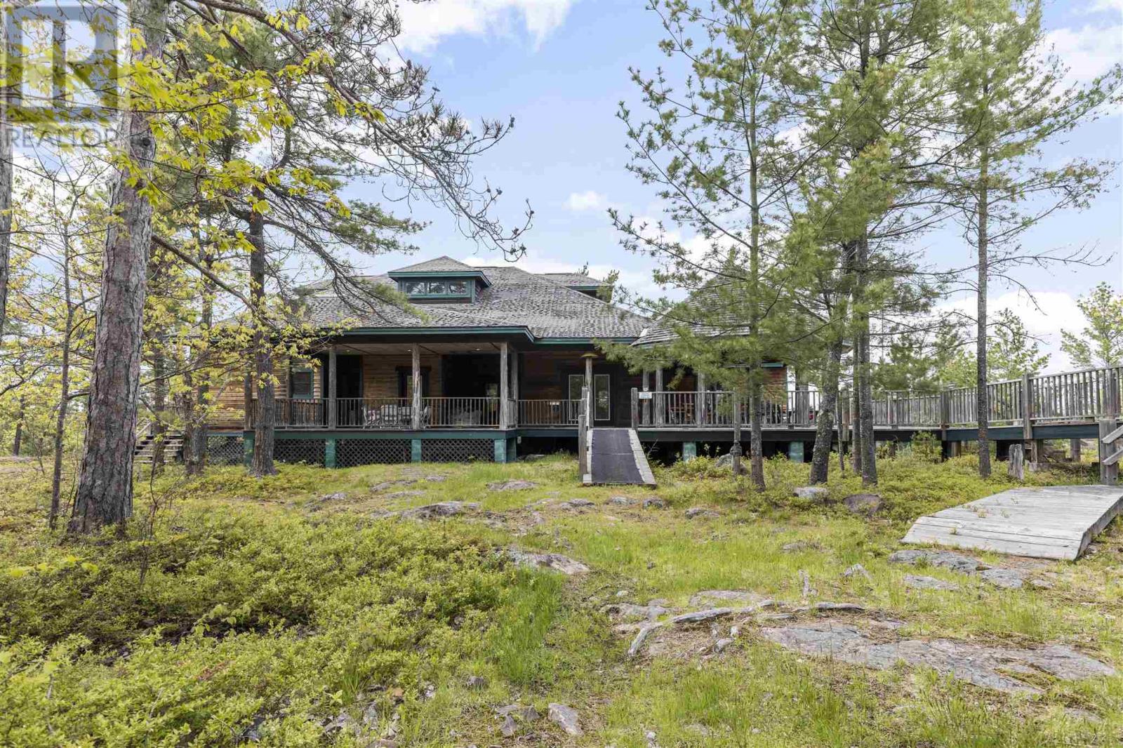 . Picture Island Property Photo 9